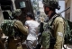 
اعتقال 100 فلسطيني على يد الاحتلال منذ بداية الأحداث في النقب